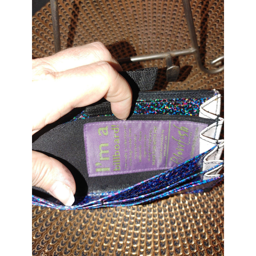 Blowfish Malibu Vinyl Wallet - Picture 9 of 10